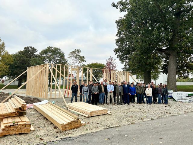  Junior Construction Students Assist in Chapel Project: Featured Image 1 